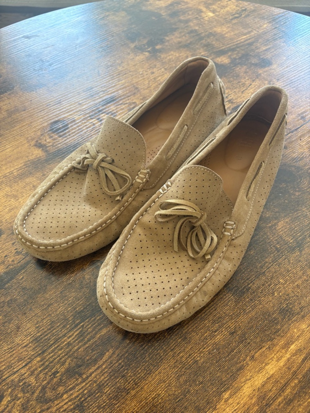Zara Men’s Perforated Suede Tassel Loafers in Taupe